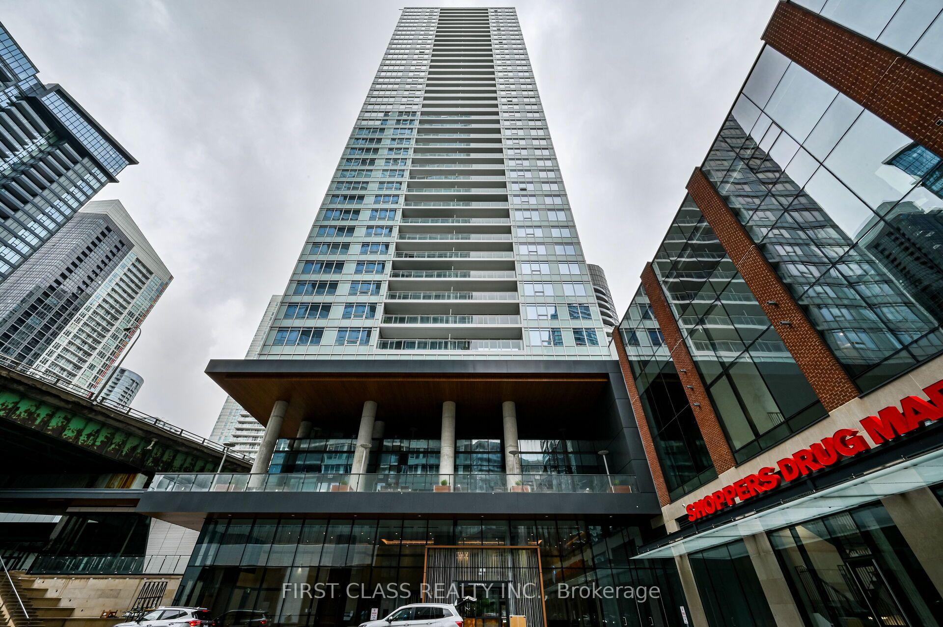 Photo 3 of Unit 915, 17 Bathurst Street, Toronto, Waterfront Communities — HOMEH