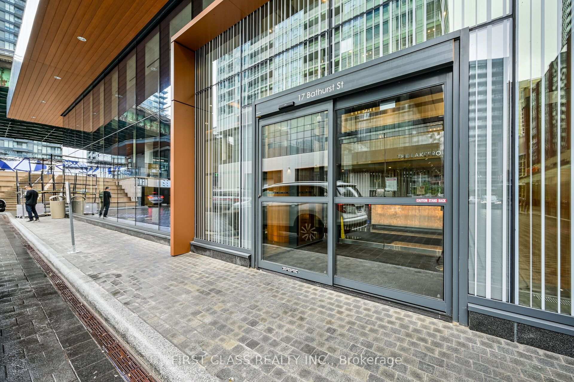 Photo 5 of Unit 915, 17 Bathurst Street, Toronto, Waterfront Communities — HOMEH