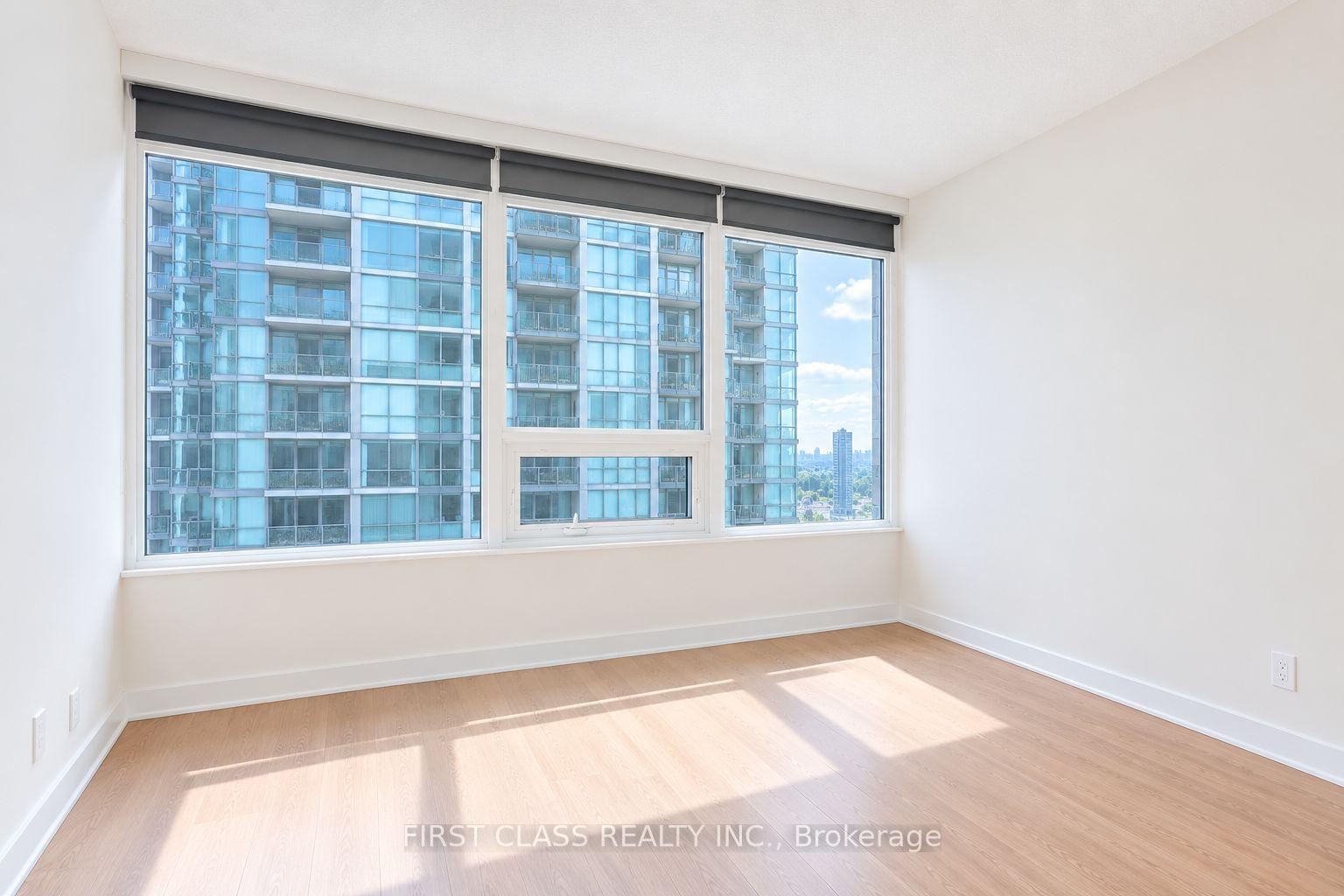 Photo 8 of Unit 915, 17 Bathurst Street, Toronto, Waterfront Communities — HOMEH