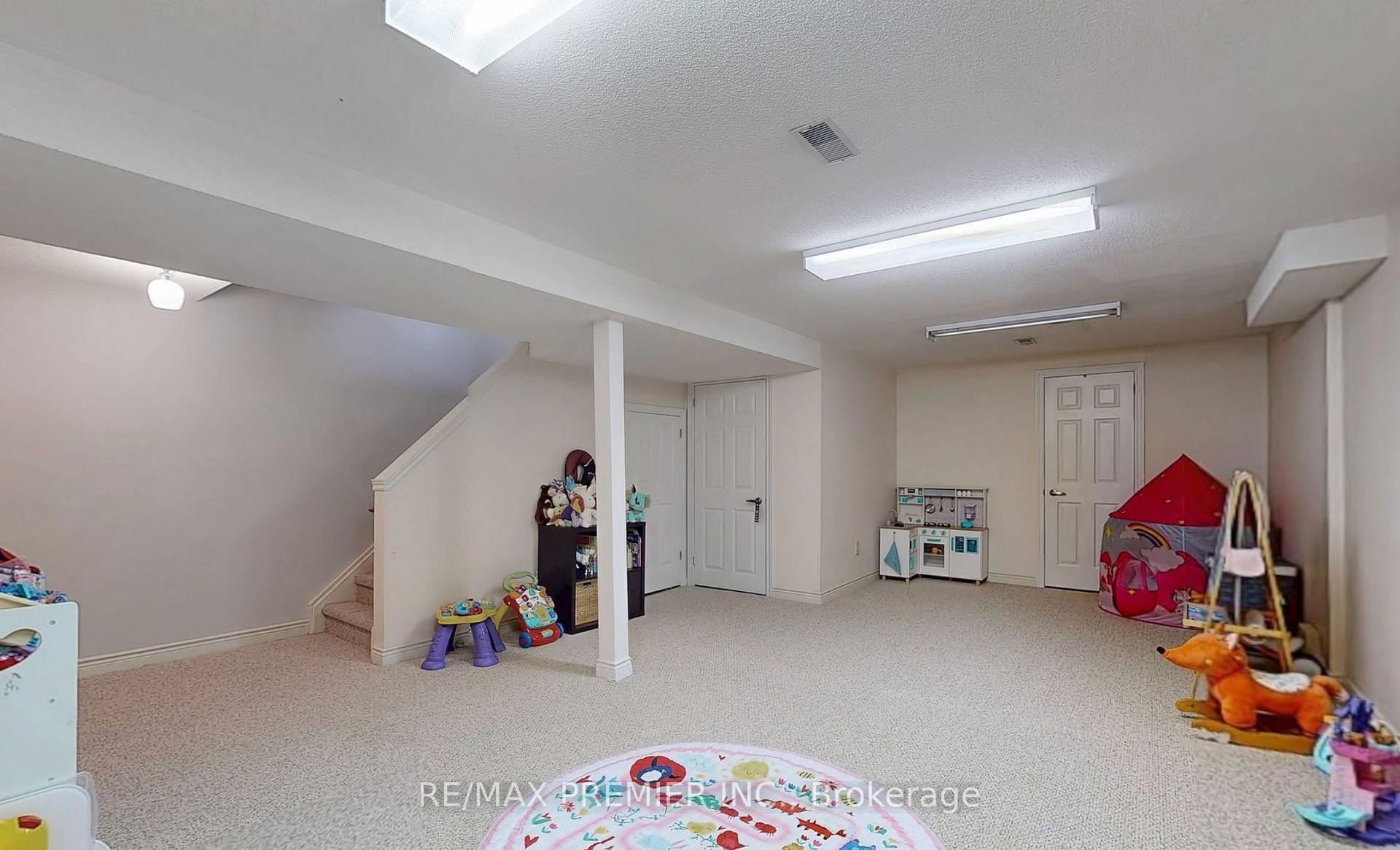 Photo 26 of Unit 13, 9 Wentworth Drive, Grimsby, Grimsby East — HOMEH