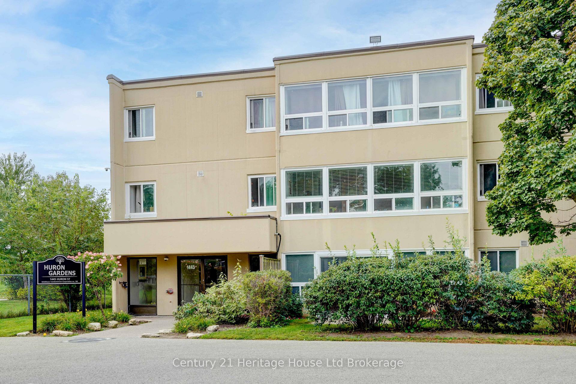 Photo of Unit 205, 1445 Huron Street