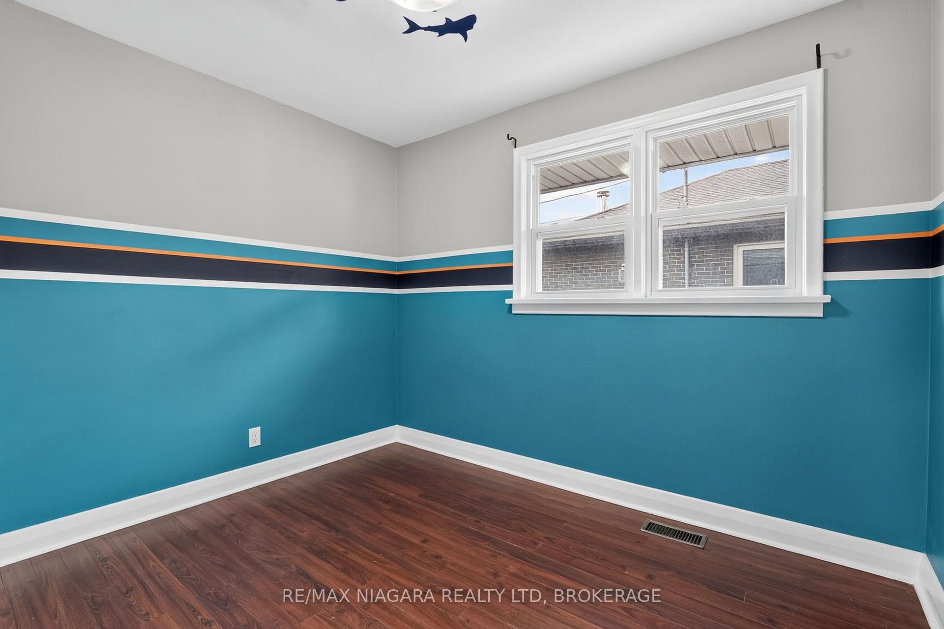 Photo 22 of 6427 Carlton Avenue, Niagara Falls, Dorchester — HOMEH
