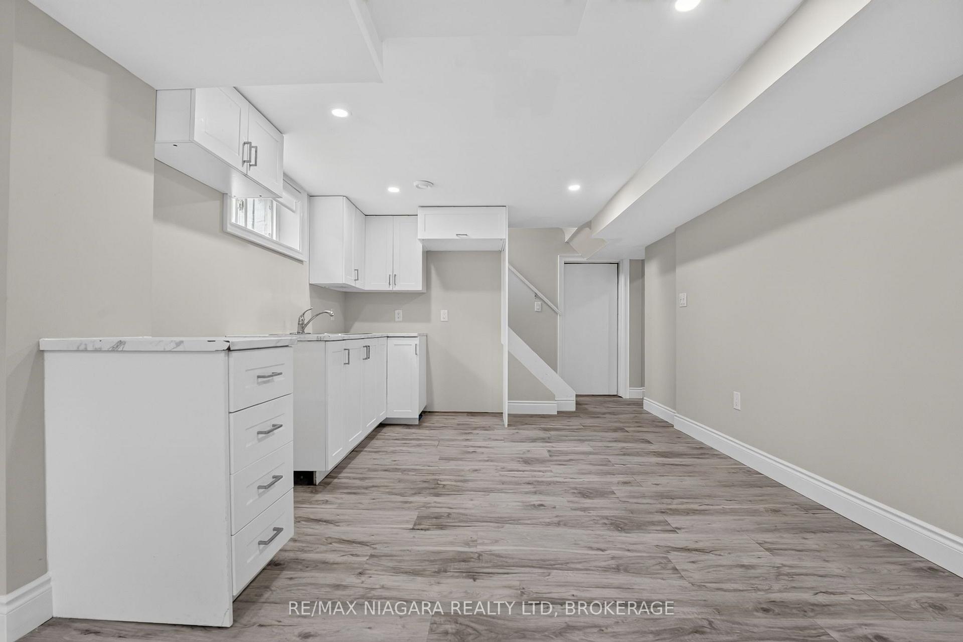 Photo 31 of 6427 Carlton Avenue, Niagara Falls, Dorchester — HOMEH