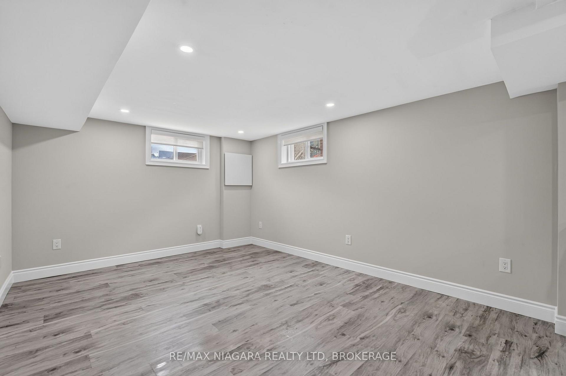 Photo 34 of 6427 Carlton Avenue, Niagara Falls, Dorchester — HOMEH