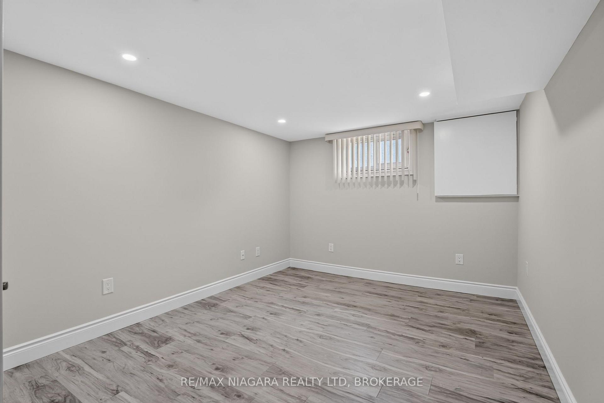 Photo 36 of 6427 Carlton Avenue, Niagara Falls, Dorchester — HOMEH