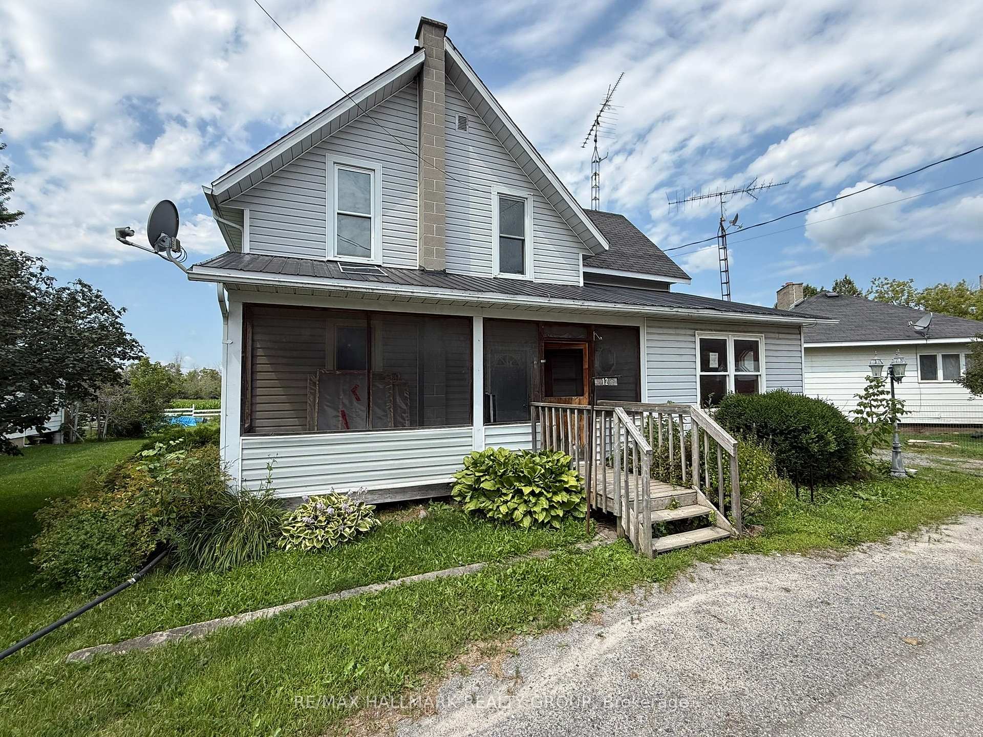 Photo of 12 Circle Drive S