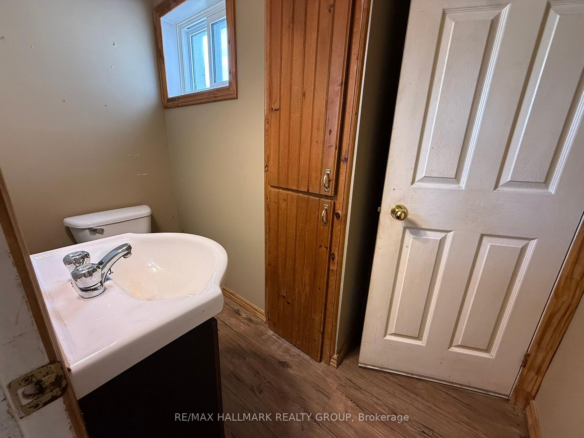 Photo 15 of 12 Circle Drive S, Rideau Lakes, Rideau Lakes (South Crosby) Twp — HOMEH