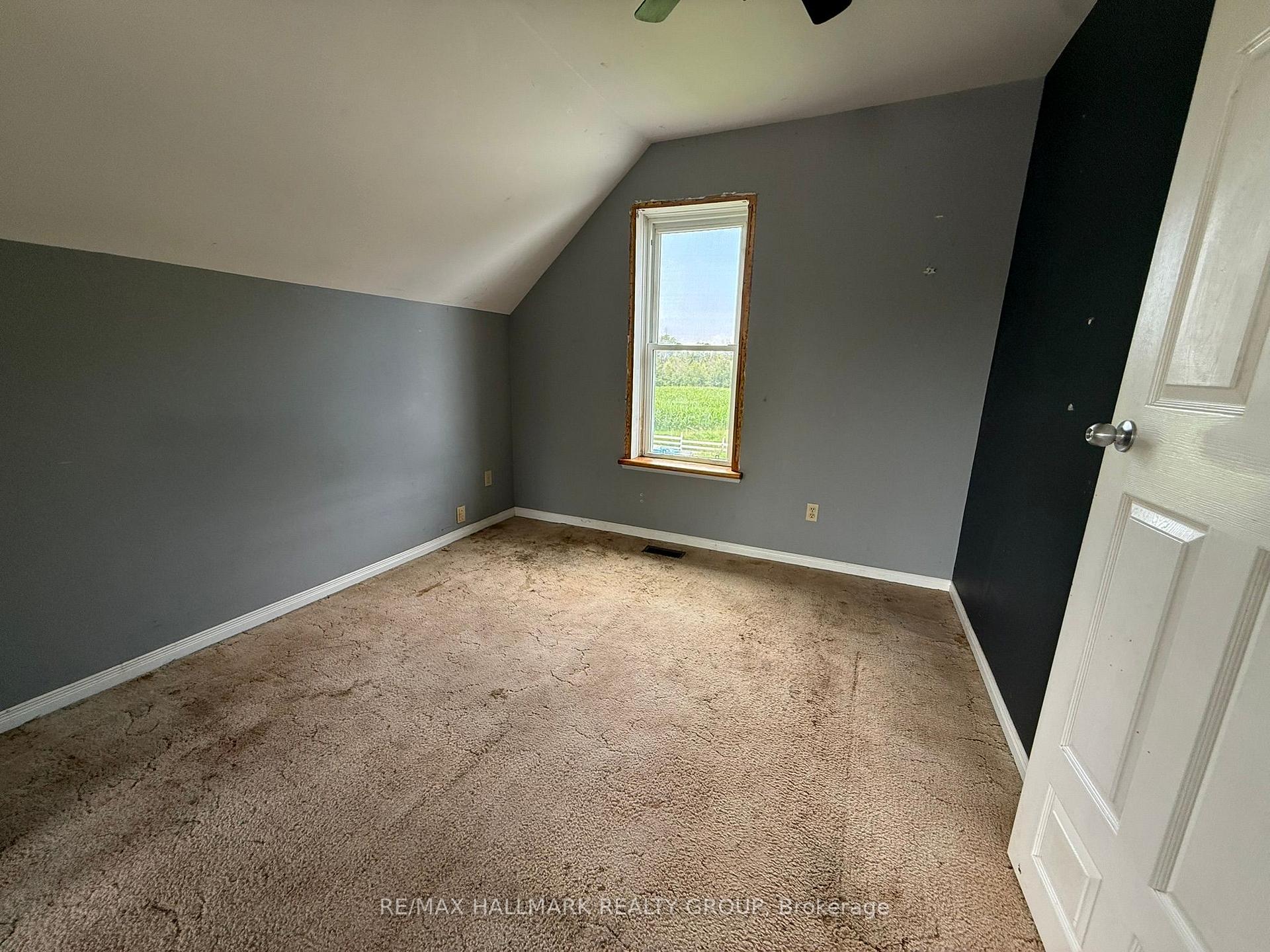 Photo 22 of 12 Circle Drive S, Rideau Lakes, Rideau Lakes (South Crosby) Twp — HOMEH