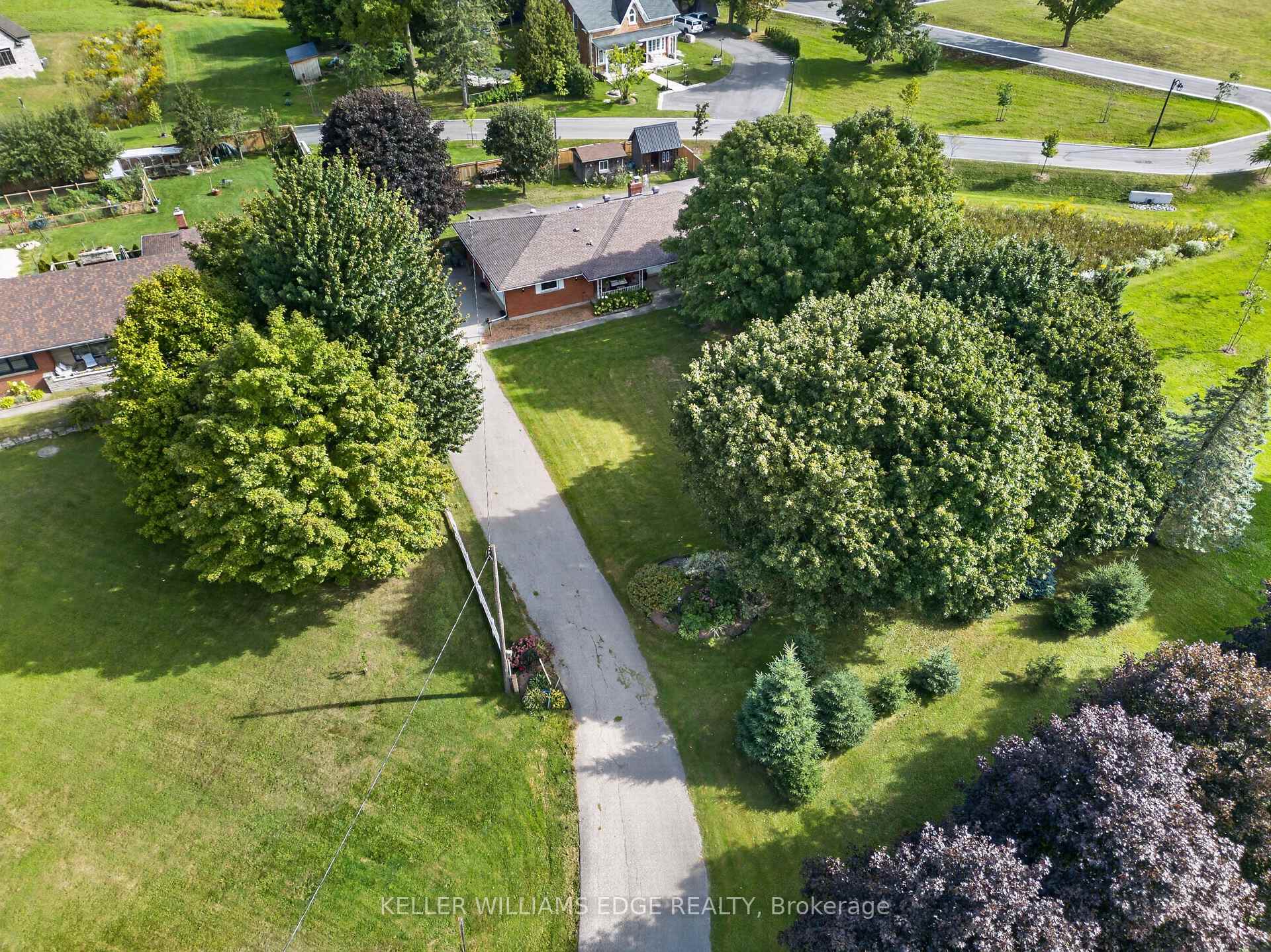 Photo 1 of 708 Old Hwy 8, Hamilton, Rockton — HOMEH