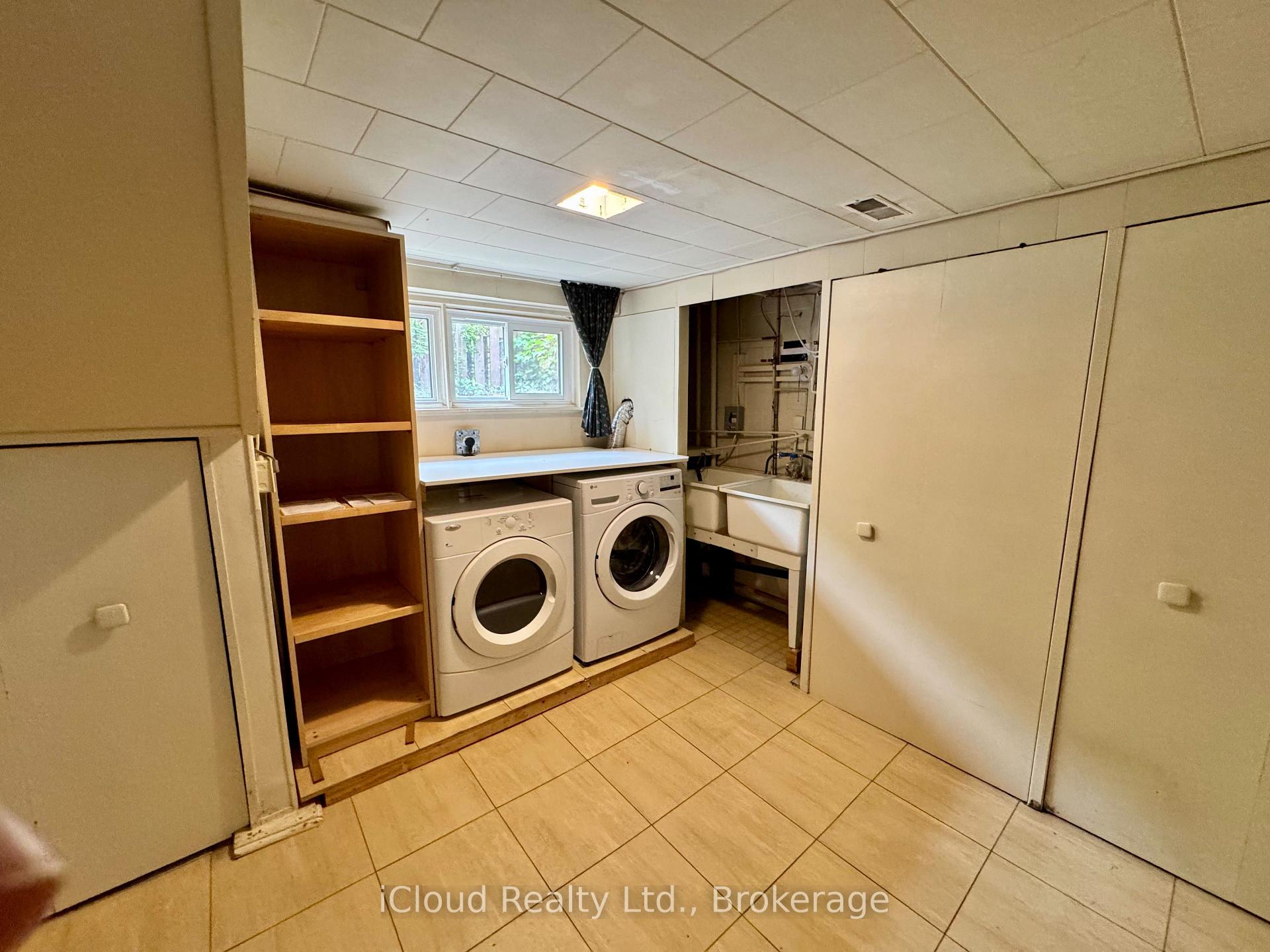 Photo 14 of 122 Selgrove Crescent, Oakville, Southwest — HOMEH
