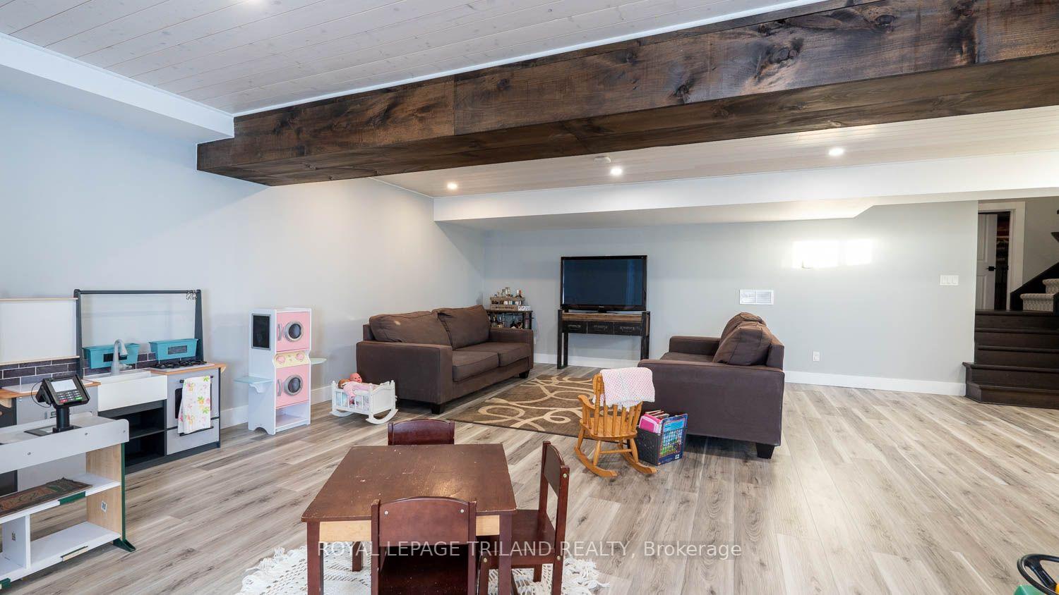 Photo 29 of 11688 Charlton Drive, Middlesex Centre, Rural Middlesex Centre — HOMEH