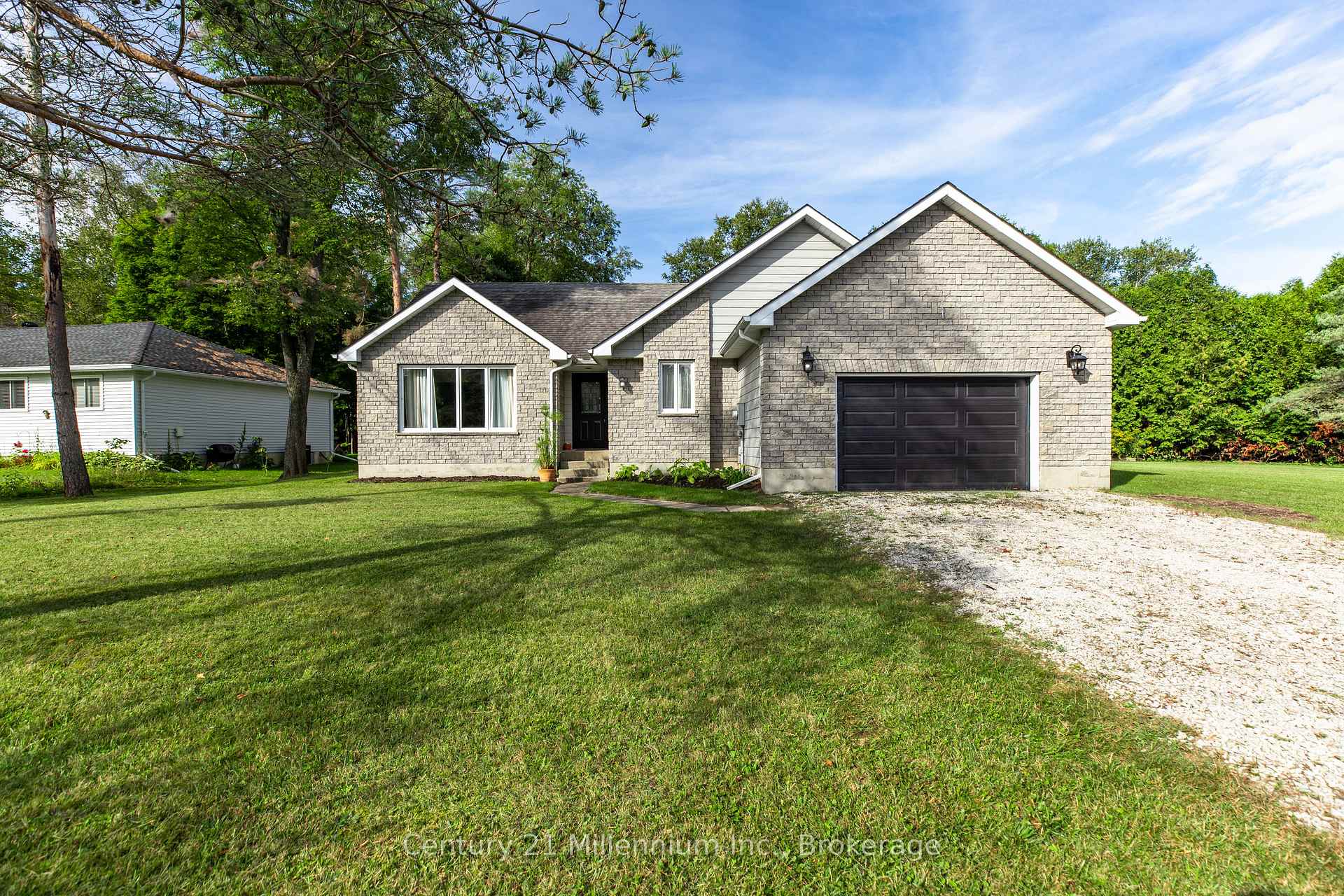 Photo of 103 Dorena Crescent