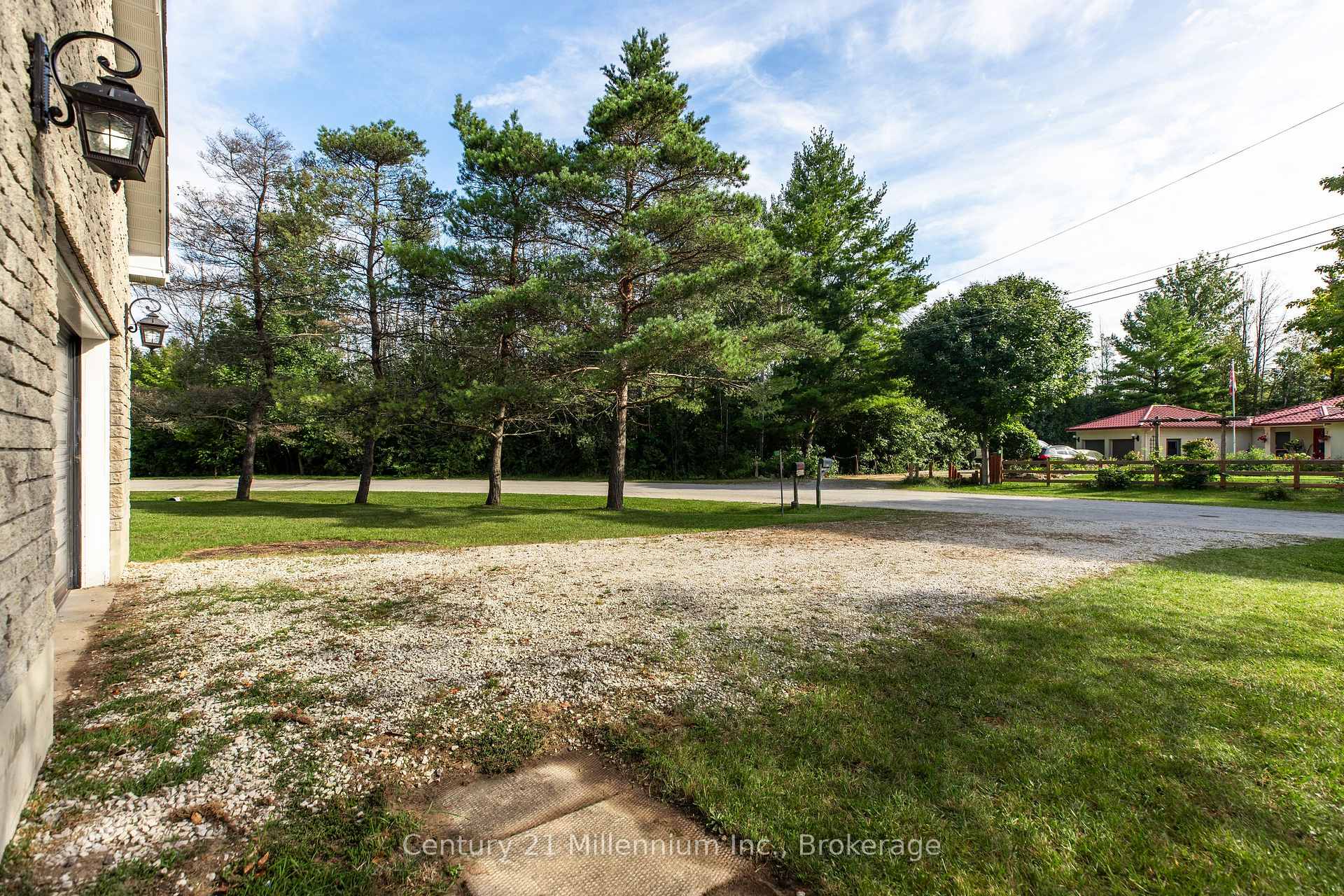 Photo 35 of 103 Dorena Crescent, South Bruce Peninsula — HOMEH