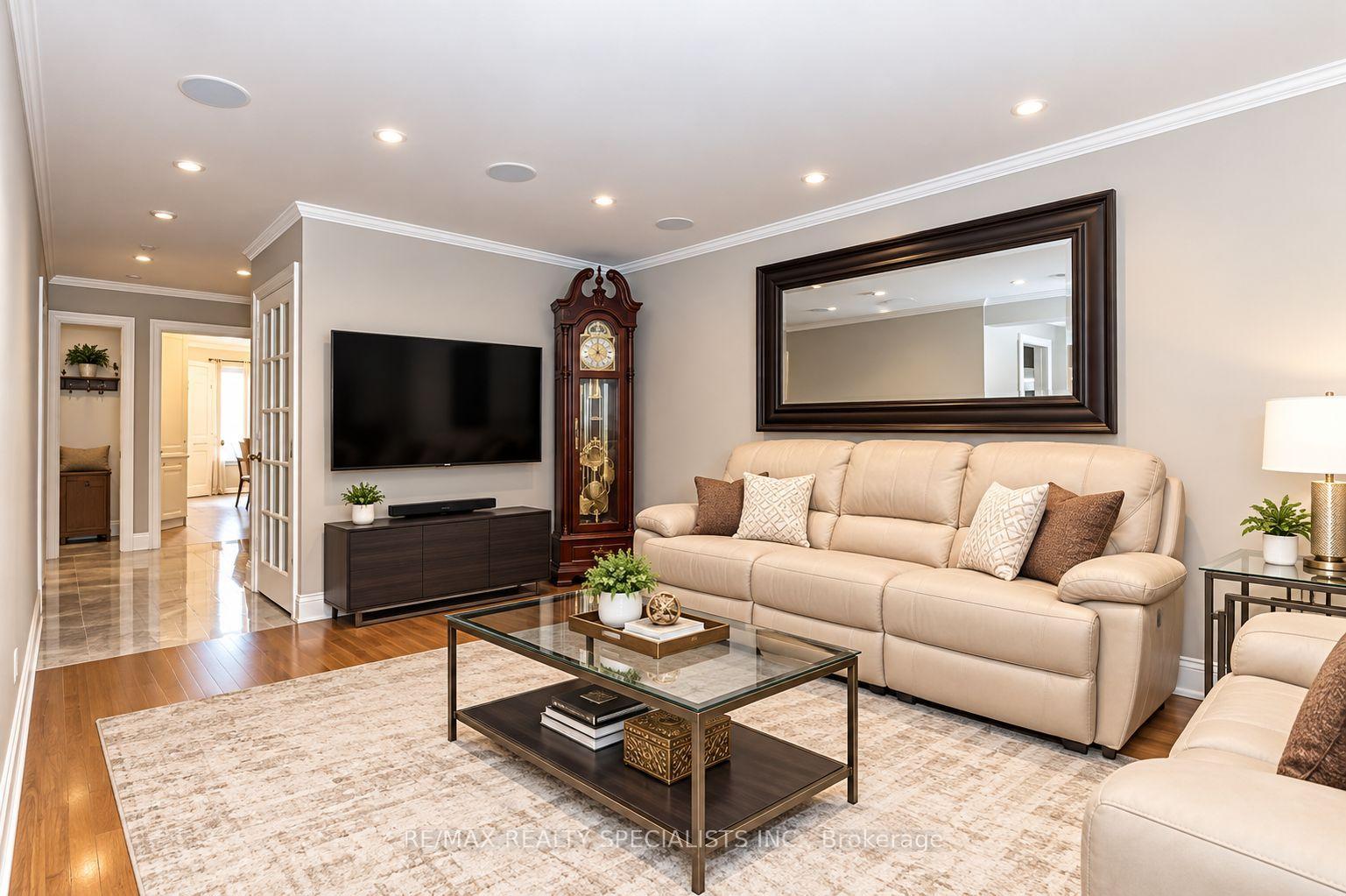 Photo 5 of 52 Abelard Avenue, Brampton, Fletcher's West — HOMEH