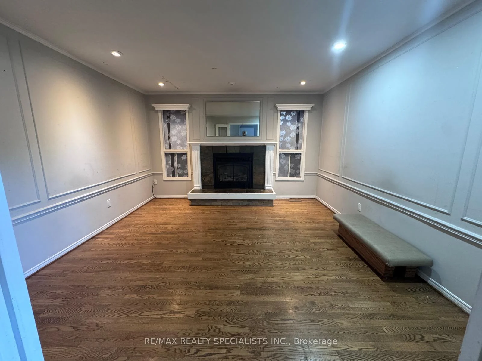 Photo 4 of 52 Abelard Avenue, Brampton, Fletcher's West — HOMEH