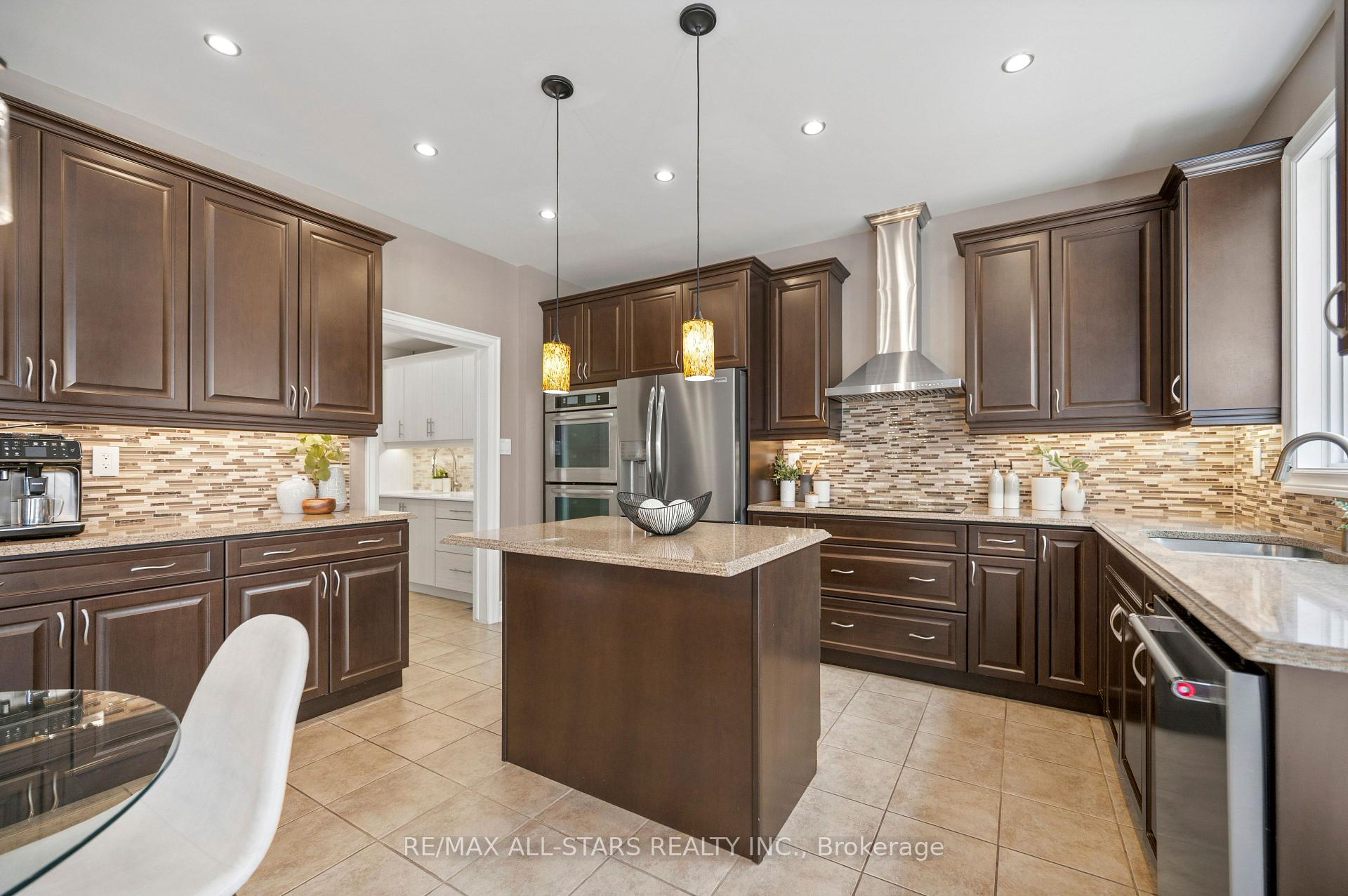 Photo 21 of 331 Inman Heights, Milton, Scott — HOMEH