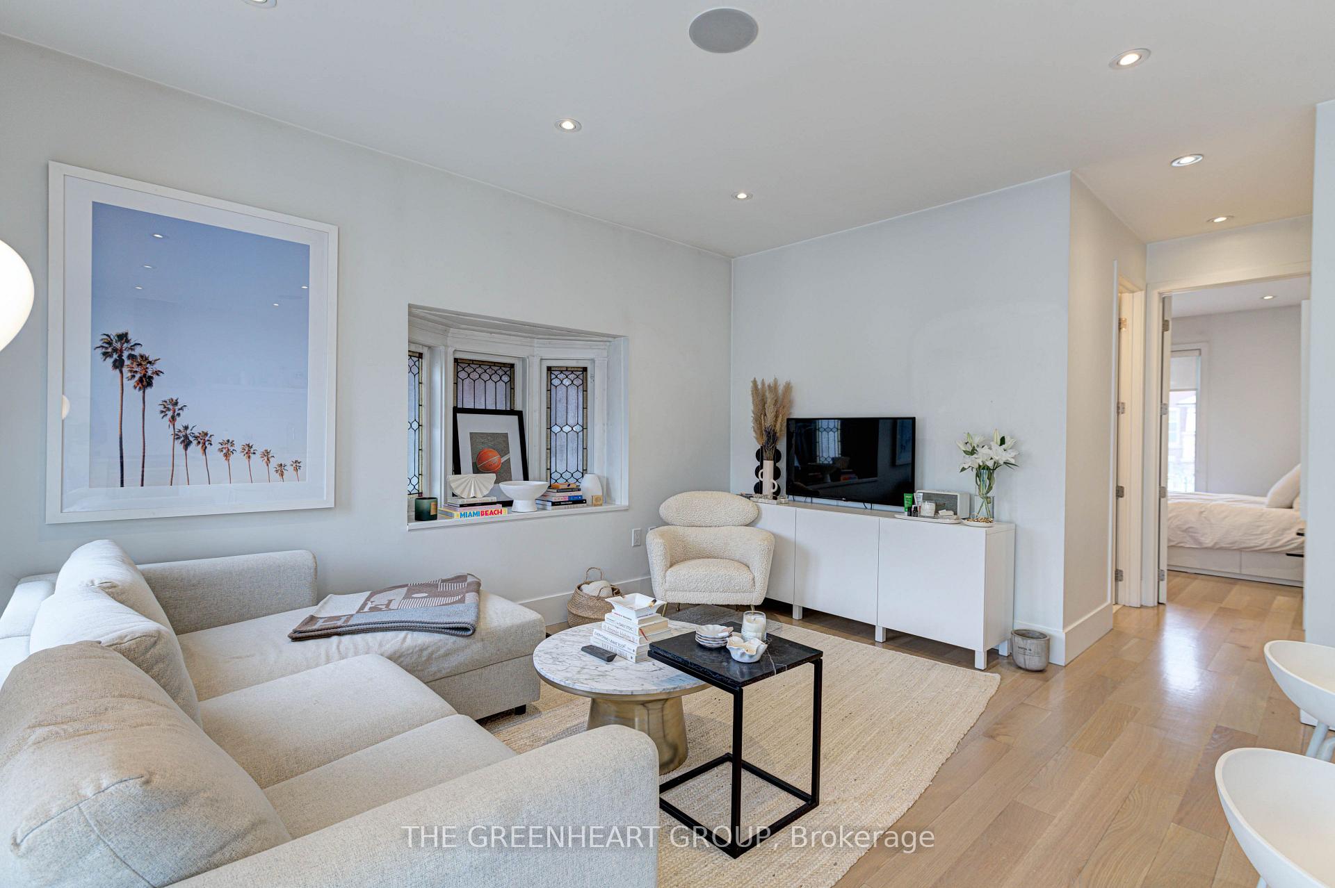 Photo 3 of Unit Main, 64 Beatrice Street, Toronto, Trinity-Bellwoods — HOMEH