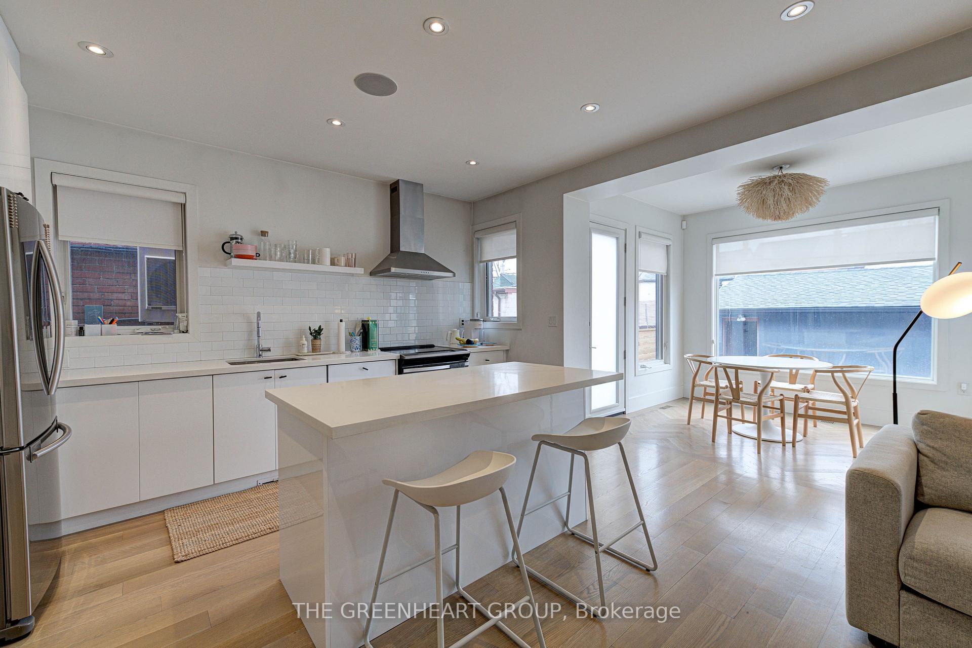 Photo 4 of Unit Main, 64 Beatrice Street, Toronto, Trinity-Bellwoods — HOMEH