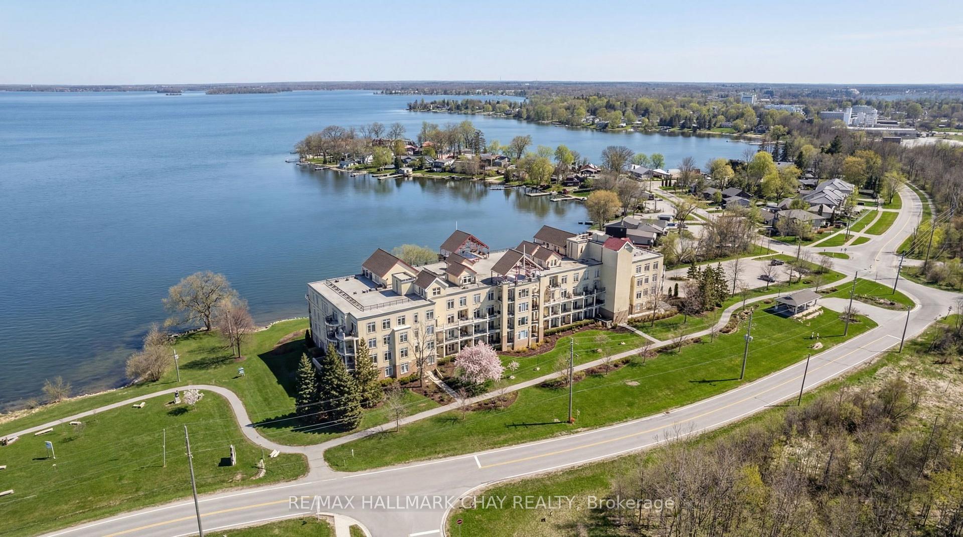 Photo 2 of Unit 112, 140 Cedar Island Road, Orillia — HOMEH