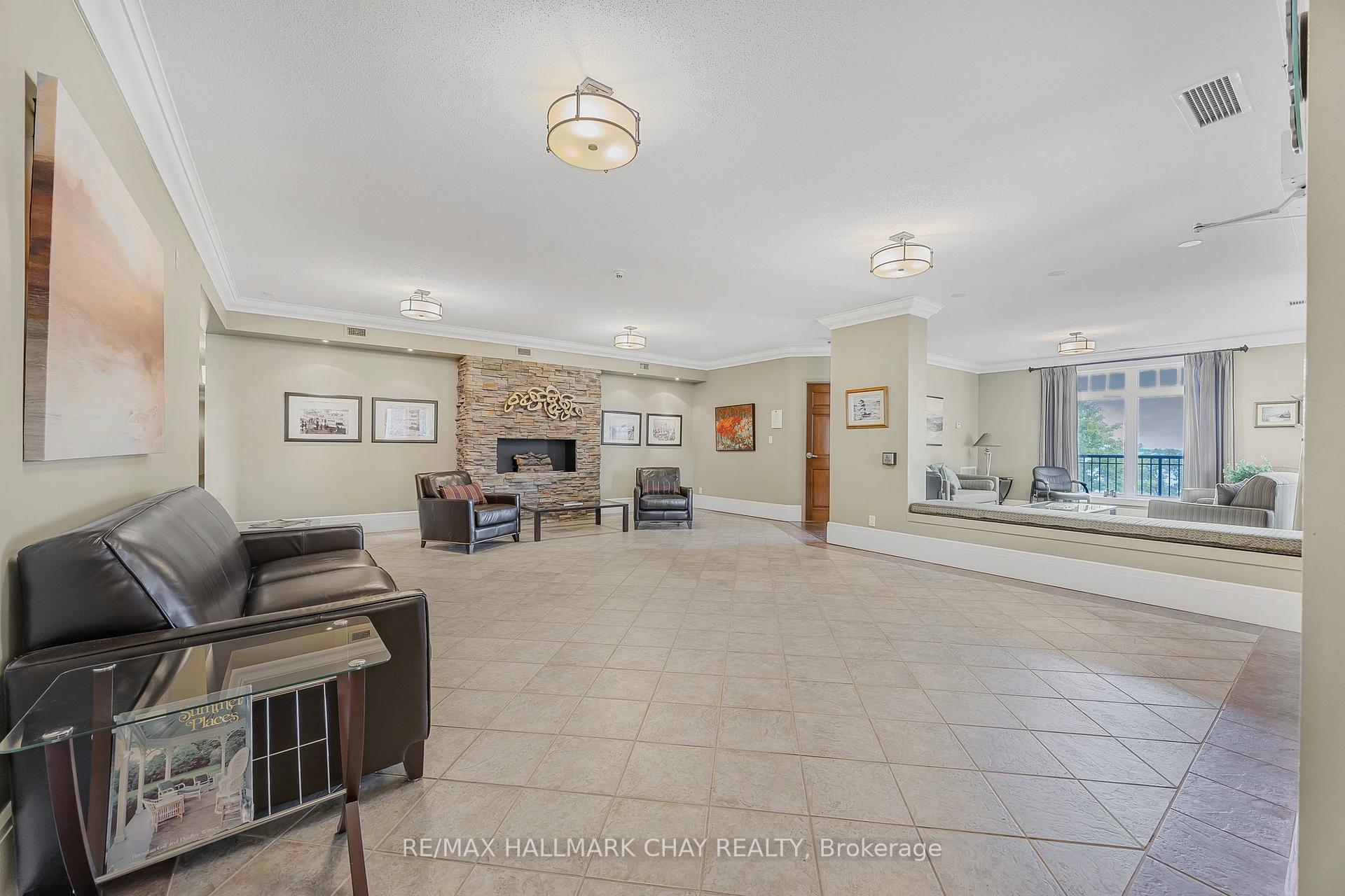 Photo 5 of Unit 112, 140 Cedar Island Road, Orillia — HOMEH