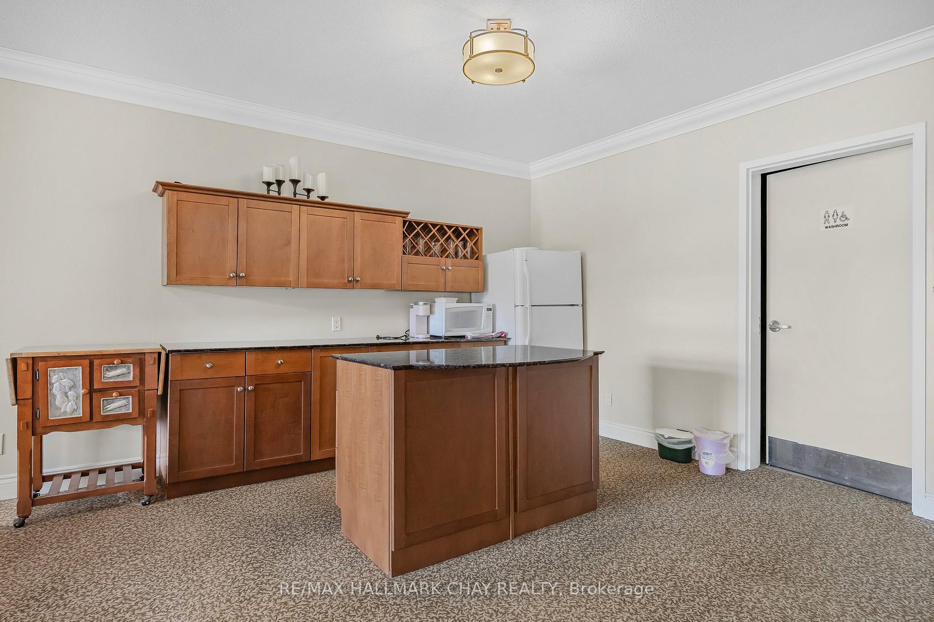 Photo 33 of Unit 112, 140 Cedar Island Road, Orillia — HOMEH