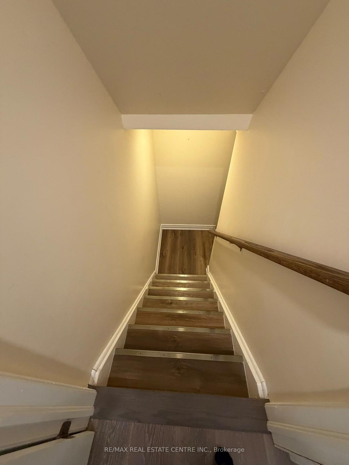 Photo 32 of 4679 Thomas Alton Boulevard, Burlington, Alton — HOMEH