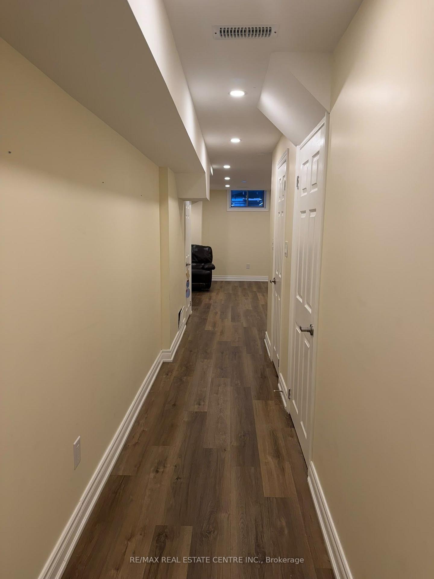 Photo 36 of 4679 Thomas Alton Boulevard, Burlington, Alton — HOMEH