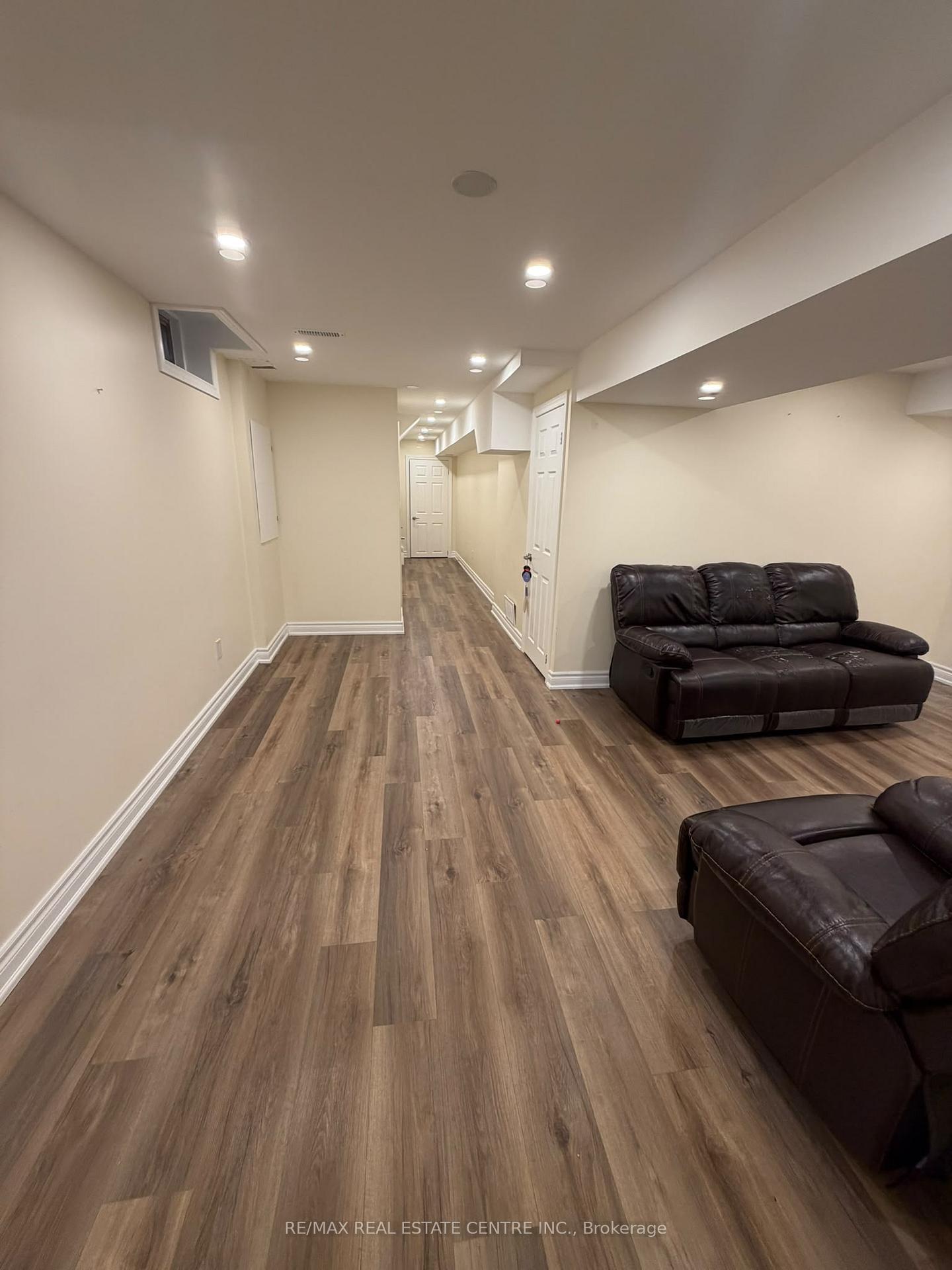 Photo 37 of 4679 Thomas Alton Boulevard, Burlington, Alton — HOMEH