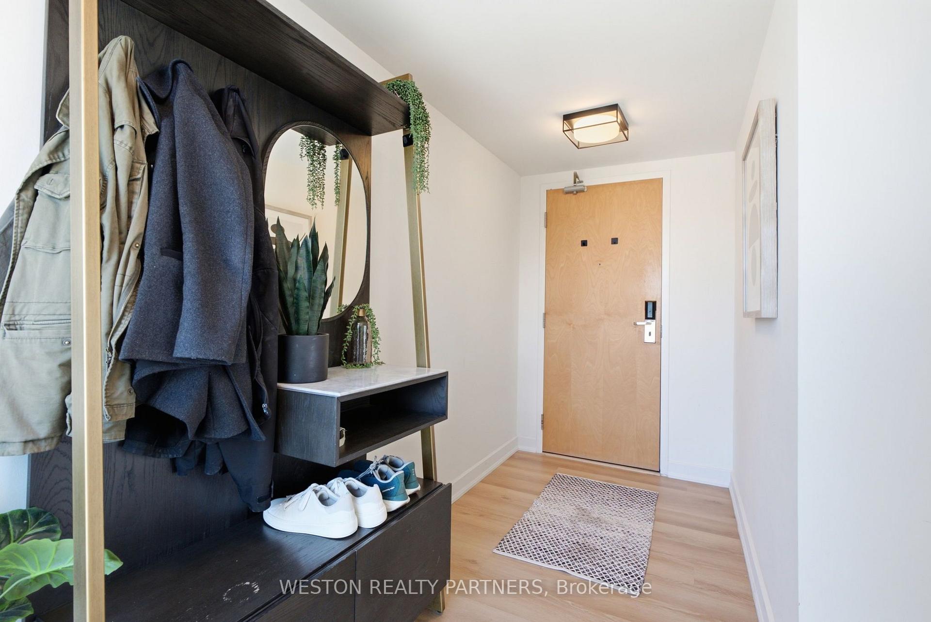 Photo 4 of Unit 1124, 36 Blue Jays Way, Toronto, Waterfront Communities — HOMEH