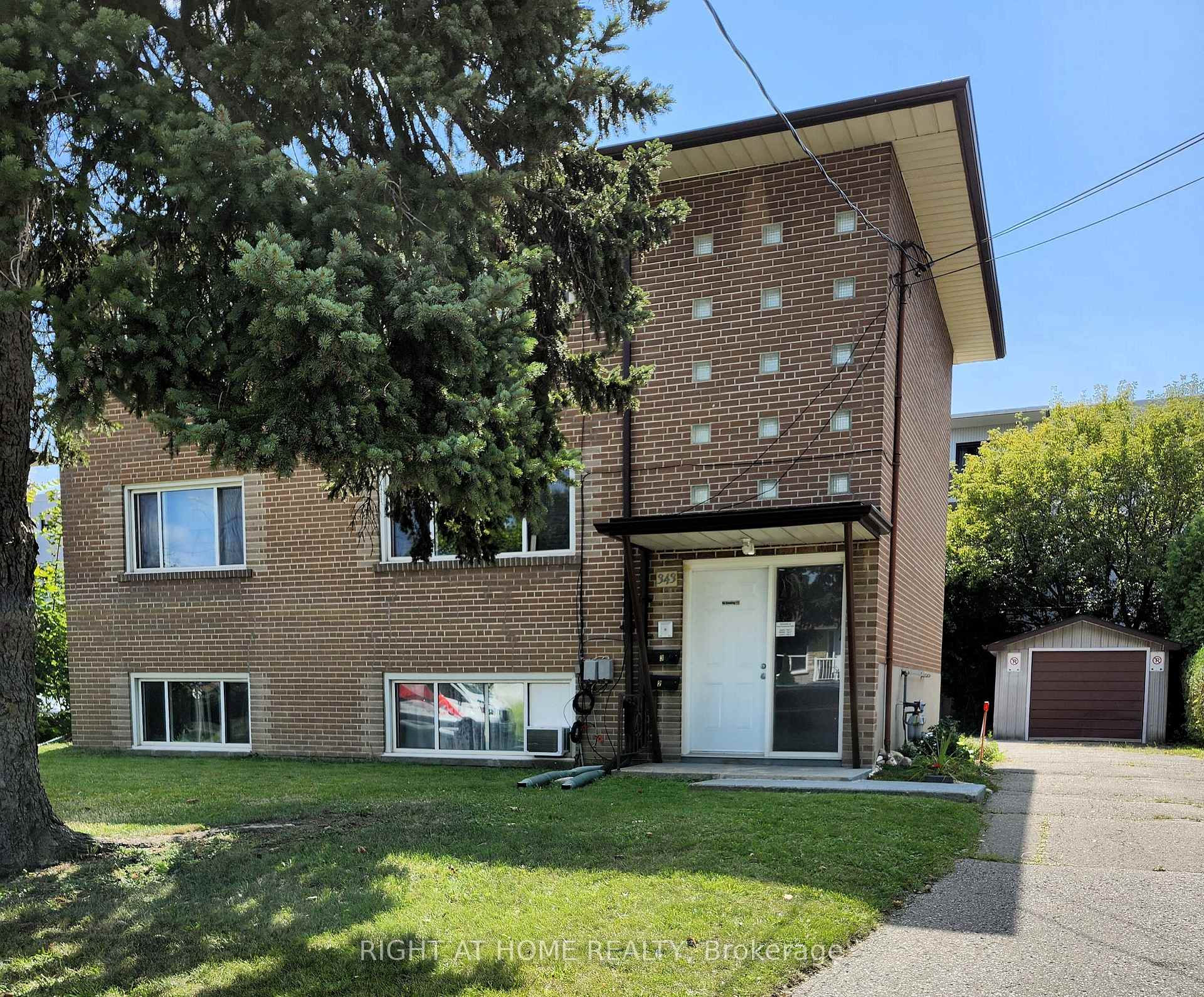 Photo of 343 Frontenac Avenue
