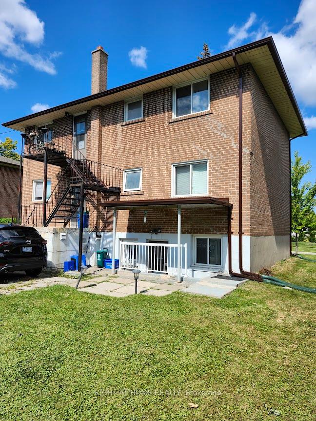 Photo 14 of 343 Frontenac Avenue, Oshawa, Vanier — HOMEH