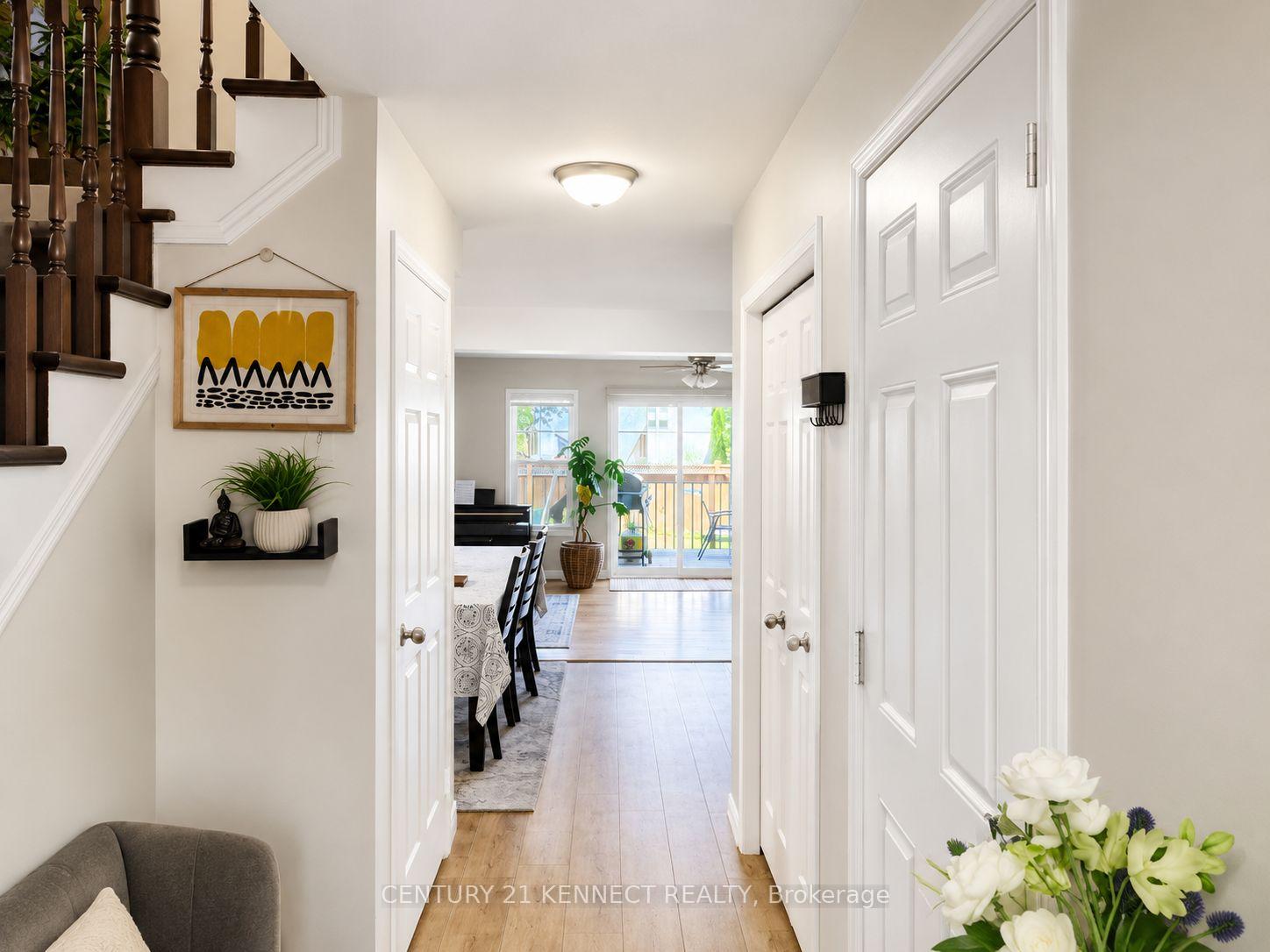 Photo 3 of 598A Goldthread Street, Waterloo, Columbia Forest/Clair Hills — HOMEH