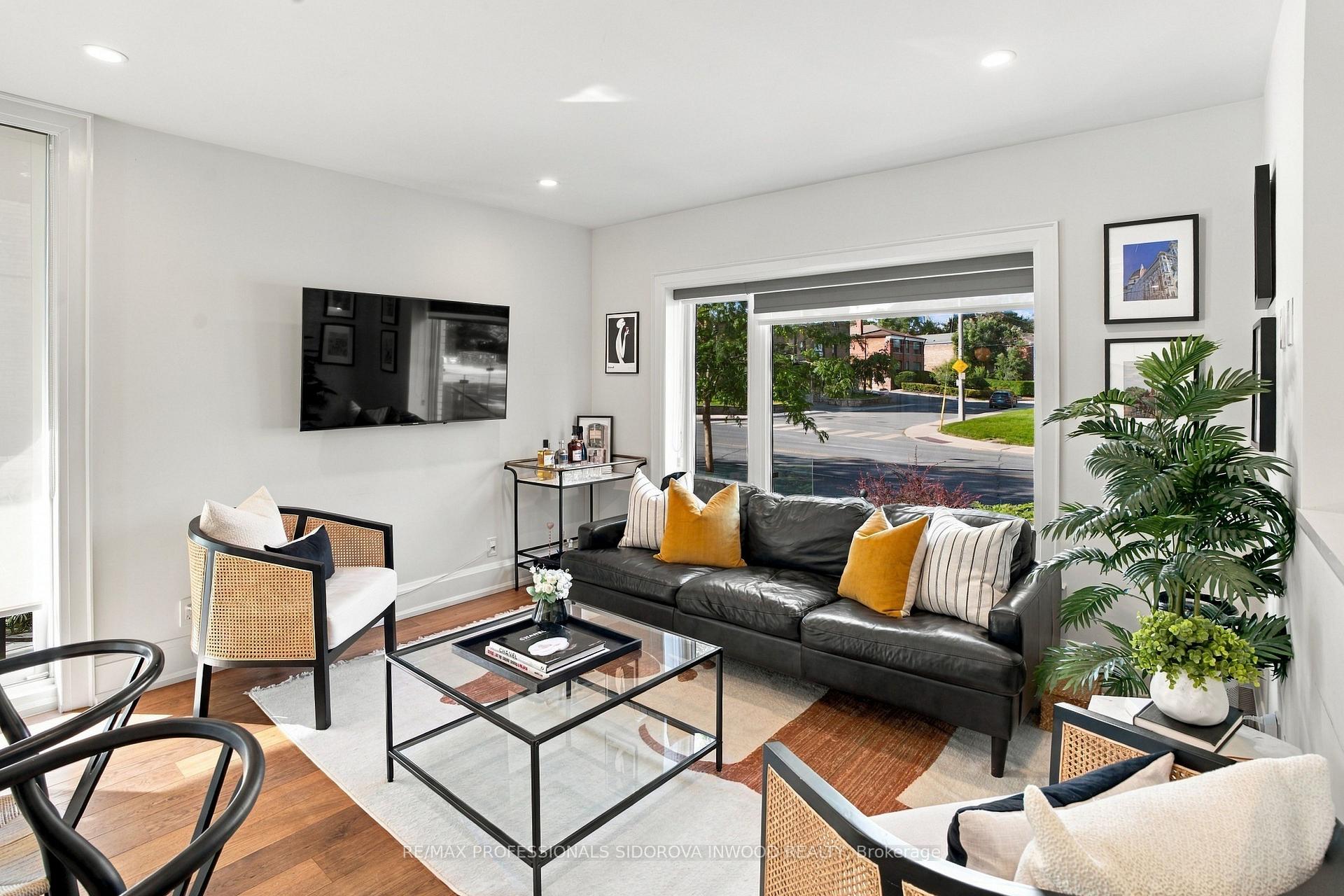 Photo 2 of Unit 2A, 1657 Bathurst Street, Toronto, Forest Hill South — HOMEH