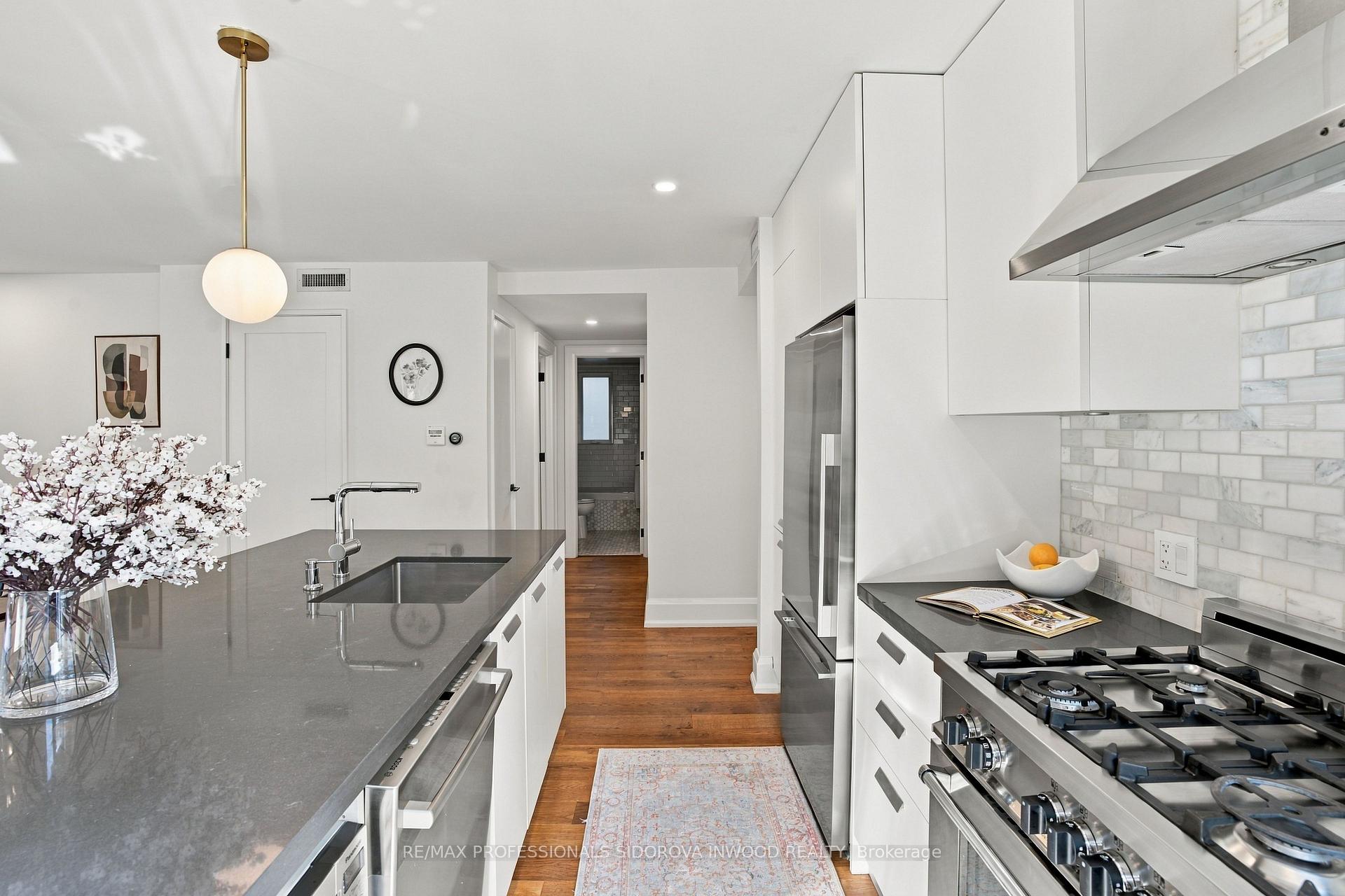 Photo 7 of Unit 2A, 1657 Bathurst Street, Toronto, Forest Hill South — HOMEH