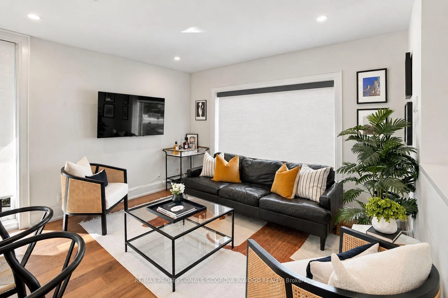 Photo 3 of Unit 2A, 1657 Bathurst Street, Toronto, Forest Hill South — HOMEH