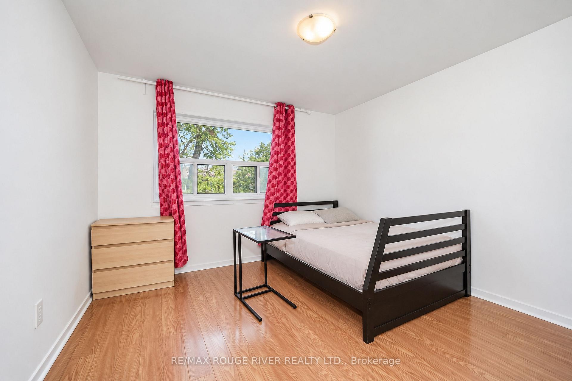 Photo 15 of Unit 3, 9 Gosford Boulevard, North York, Black Creek — HOMEH