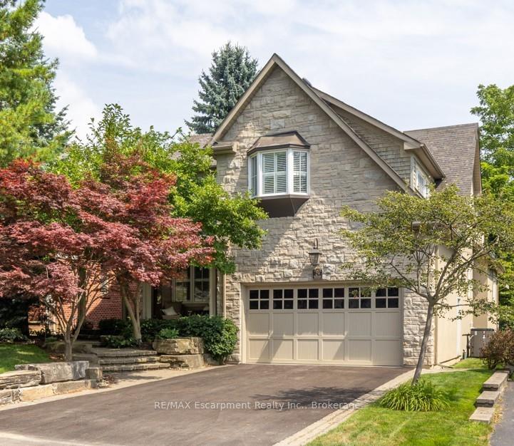 Photo 2 of 29 Howard Avenue, Oakville, Old Oakville — HOMEH