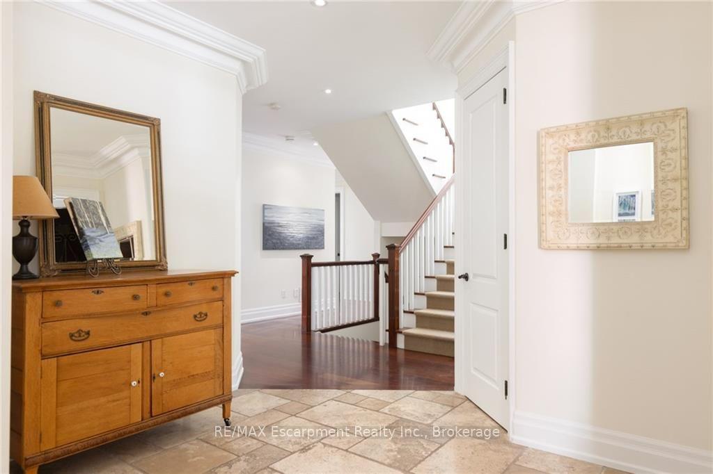 Photo 7 of 29 Howard Avenue, Oakville, Old Oakville — HOMEH