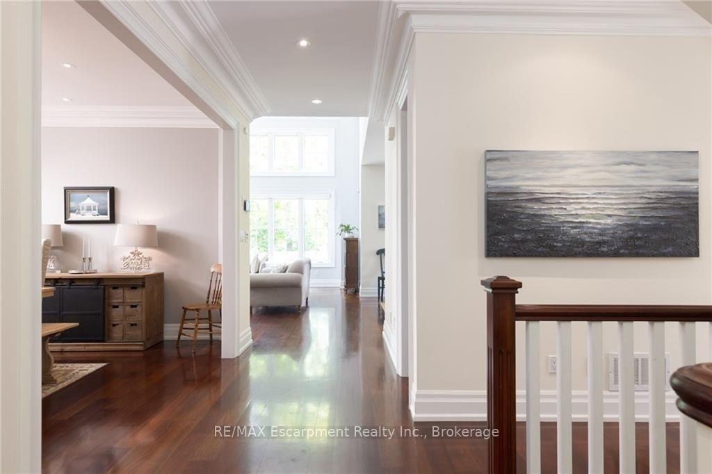 Photo 8 of 29 Howard Avenue, Oakville, Old Oakville — HOMEH