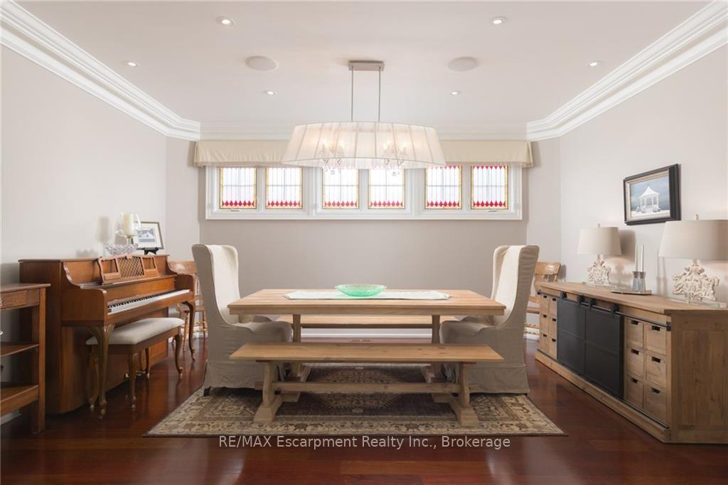 Photo 9 of 29 Howard Avenue, Oakville, Old Oakville — HOMEH