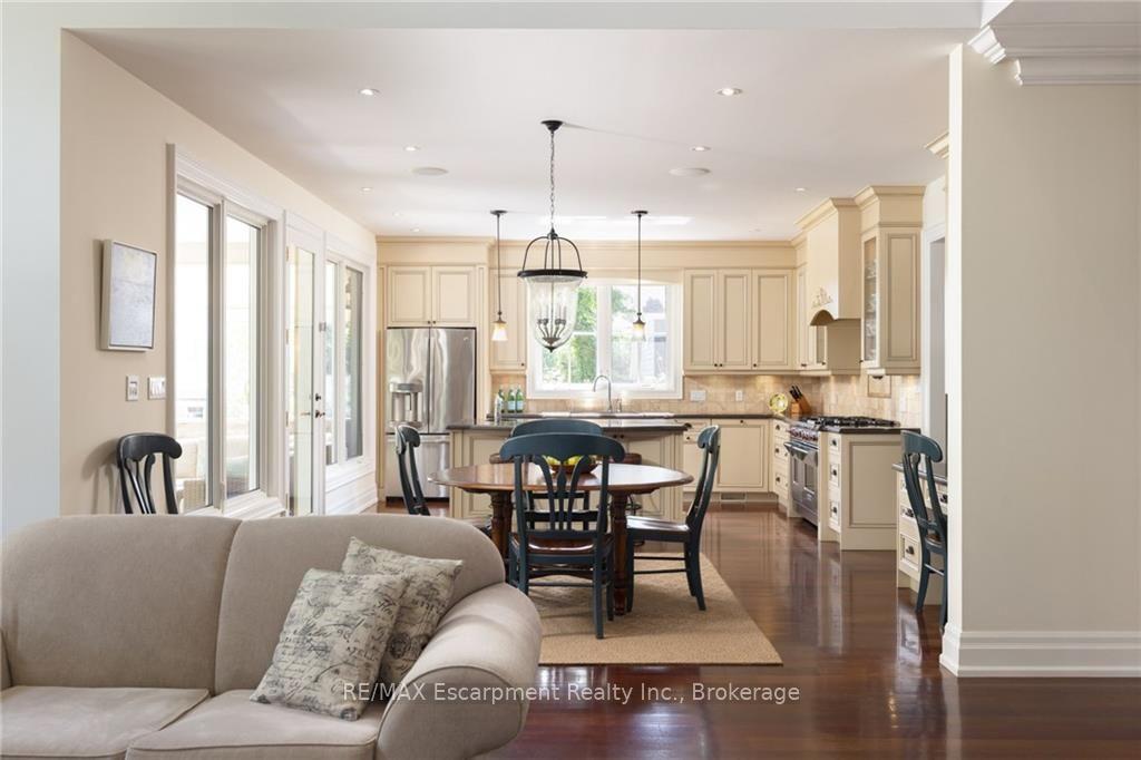 Photo 14 of 29 Howard Avenue, Oakville, Old Oakville — HOMEH