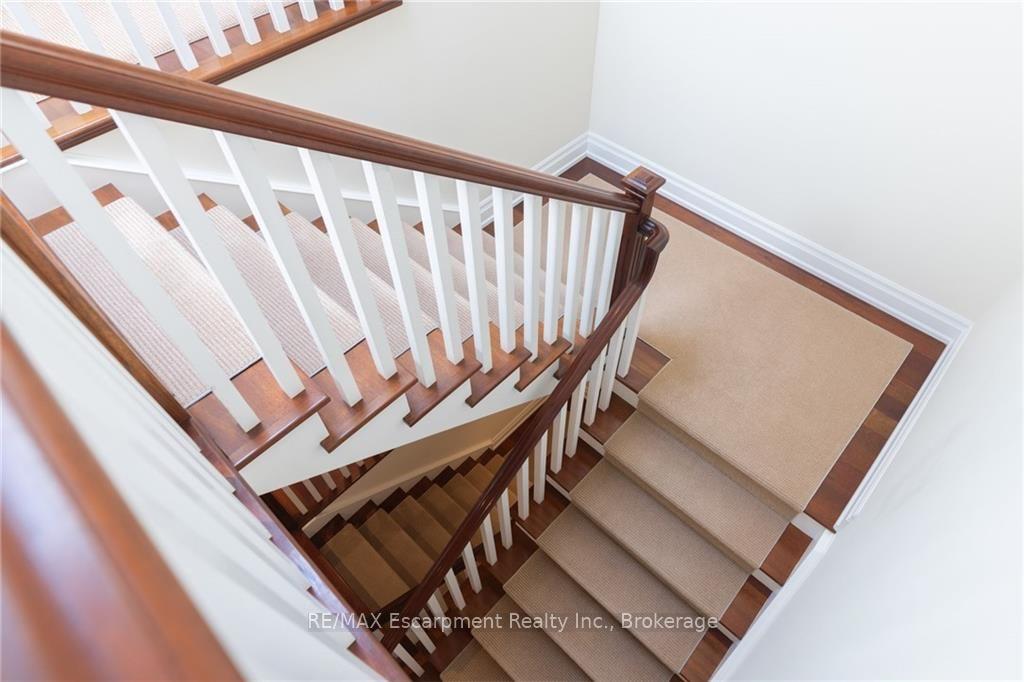 Photo 20 of 29 Howard Avenue, Oakville, Old Oakville — HOMEH