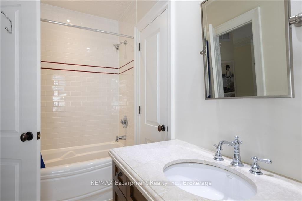 Photo 26 of 29 Howard Avenue, Oakville, Old Oakville — HOMEH