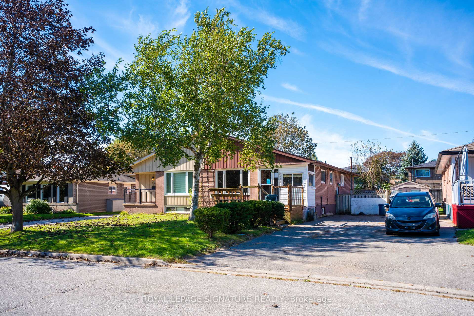 Photo 4 of 832 Zator Avenue, Pickering, Bay Ridges — HOMEH