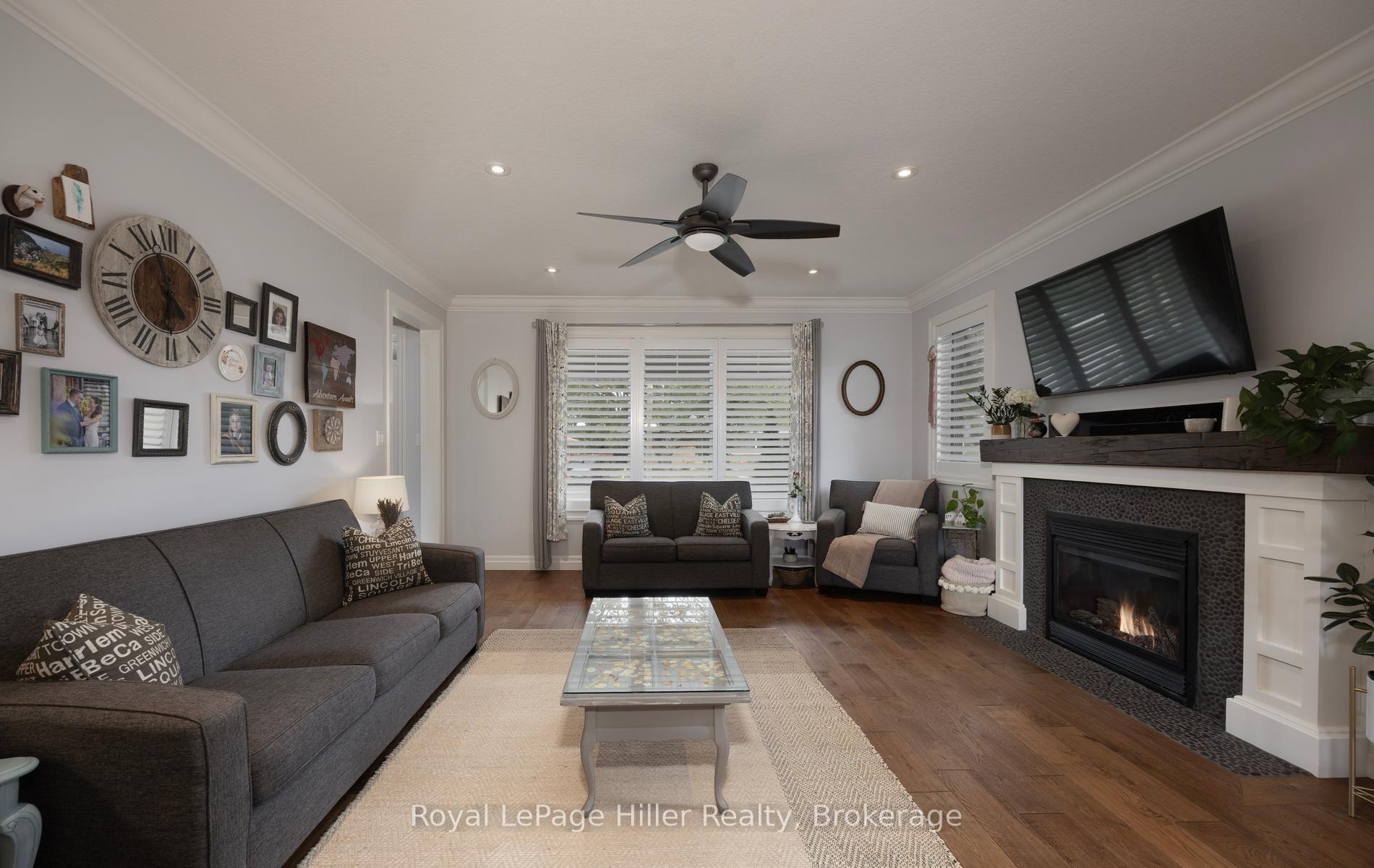 Photo 11 of 15 Sweetbriar Drive, Kitchener, Forest Hill — HOMEH