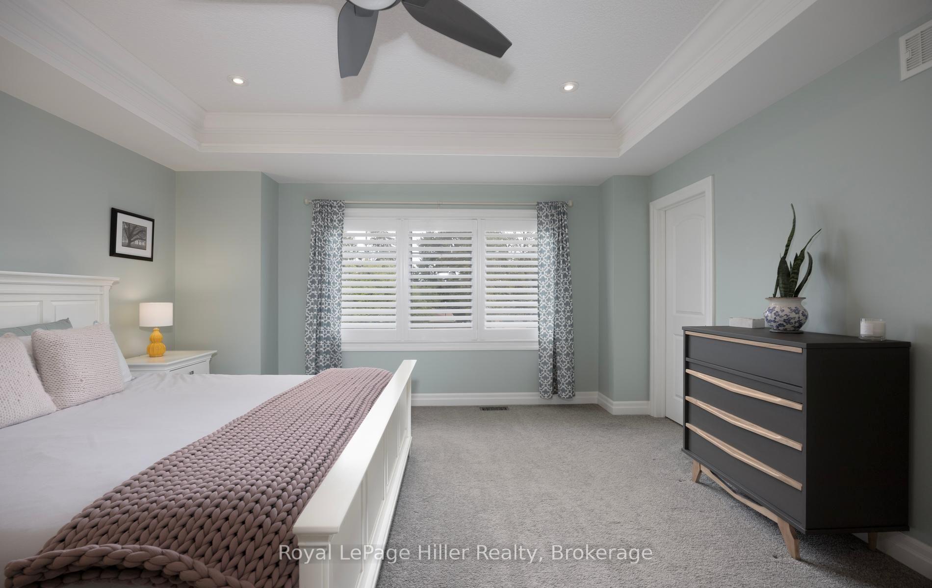 Photo 19 of 15 Sweetbriar Drive, Kitchener, Forest Hill — HOMEH