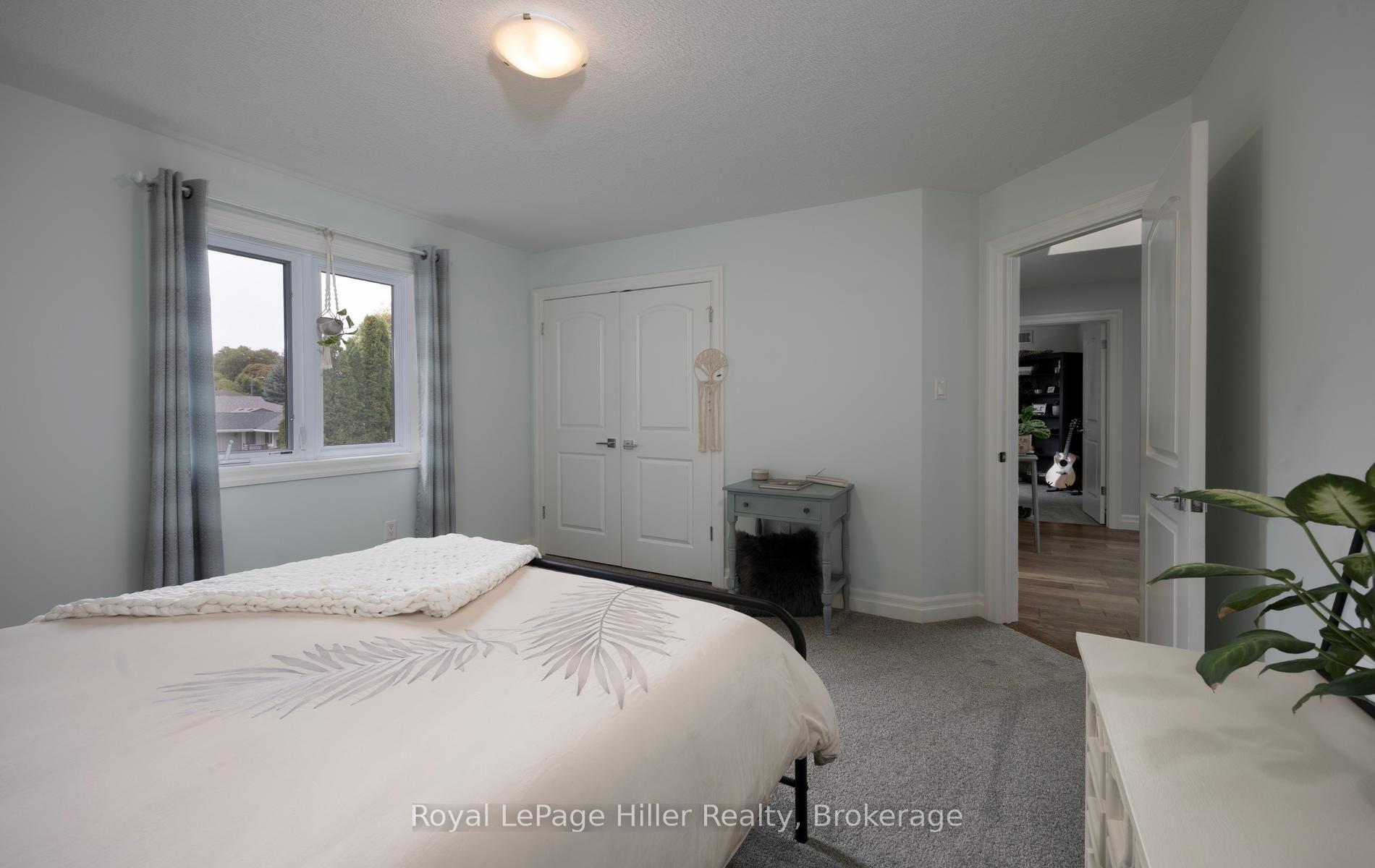 Photo 27 of 15 Sweetbriar Drive, Kitchener, Forest Hill — HOMEH