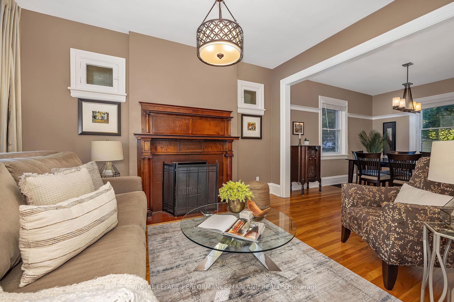 Photo 2 of 98 Marlowe Crescent, Ottawa, Ottawa East — HOMEH