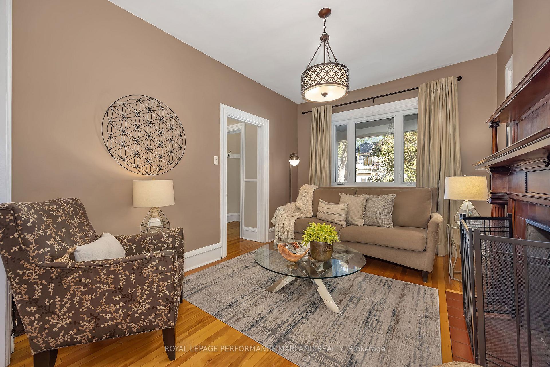 Photo 3 of 98 Marlowe Crescent, Ottawa, Ottawa East — HOMEH