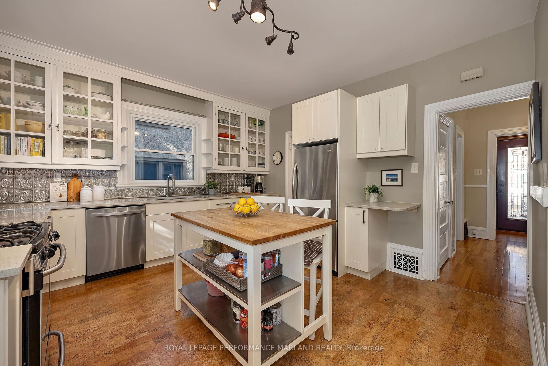 Photo 9 of 98 Marlowe Crescent, Ottawa, Ottawa East — HOMEH